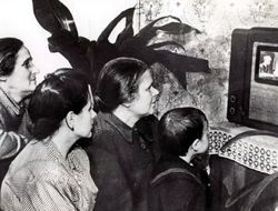 фото - Стало известно, насколько популярным был бой Джошуа–Такам в США — статистика