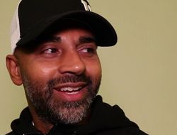 фото - «Хватит с меня этого Усика!» Тренер Чисоры против боя с украинцем