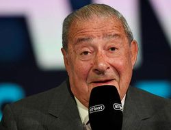 фото - С такими ребятами, как Ломаченко и Канело, «франчайзинговый» титул оправдан — Арум 