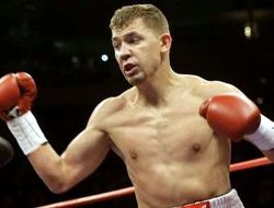 фото - Матвей Коробов прошёл Брайана Вера с четырьмя нокдаунами