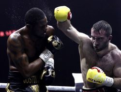 фото - О чём говорили Гассиев и Дортикос после боя — цитаты