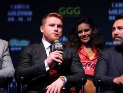 фото - Де Ла Хойя: Следующий бой Сауля Альвареса может состояться в Мексике