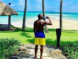 фото - Мэйуэзер отказался от боя в Китае и сосредоточился на реванше с Пакьяо — промоутер