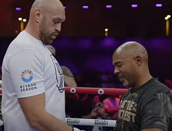 фото - Фьюри и Нганну побили по лапам на открытой тренировке: видео