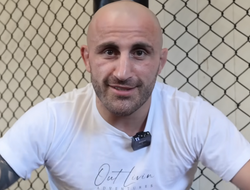 фото - Волкановски обещает стать кошмаром для Махачева: «Чувак, я уже даже поднял зад с дивана»