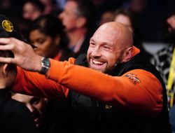 фото - Фьюри назвал бойца, который поможет ему в подготовке к Усику — он суперлегковес