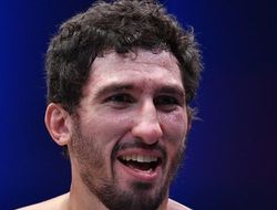 фото - UFC 280. Армен Петросян превзошёл Добсона