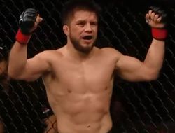 фото - Генри Сехудо забил Мораэша в главном бою UFC 238 и взял новый титул — видео