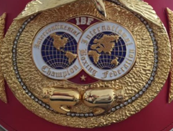 фото - Обновился рейтинг IBF: Усик — чемпион, Лапин в плюсе