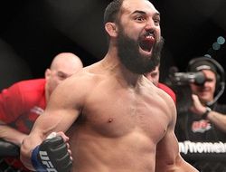 фото - UFC: Джони Хендрикс прервал чёрную полосу, победив Гектора Ломбарда