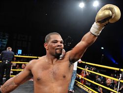 фото - Майк Перес будет драться через три недели