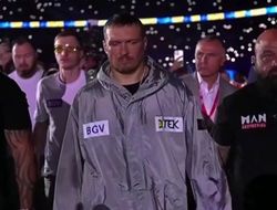 фото - Усик нокаутировал Дюбуа: видео