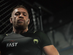 фото - Макгрегор наехал на Махачева: «Инцестный, иди умойся!»