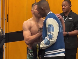 фото - 100% мужики! Дю Плесси и Адесанья зарыли топор войны: видео