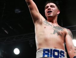 фото - Брэндон Риос: Говорят, что я истрачен, потёрт, лошара и живая груша — ха!