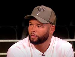 фото - Джошуа или Дюбуа? Стало известно, у кого из бойцов сильнее удар