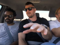 фото - Экс-чемпион: «Пропускаю удар и в следующую секунду лечу на велике по золотому полю»