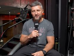 фото - «Усик слишком умён». Фроч о бое против Уайлдера