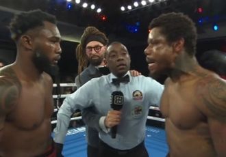 Адамес избил Уильямса и остался с титулом: видео