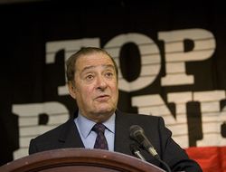 фото - Если НВО не выделит деньги под Ломаченко, заплачу из своего кармана — Боб Арум