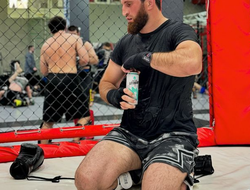 фото - Анкалаев ответил Прохазке: «Почему ты говоришь обо мне?»