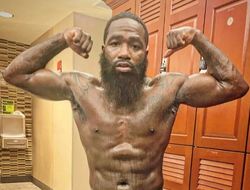 фото - Угадайте, к кому ушёл Броунер: ему идёт 92-й год — кадр дня