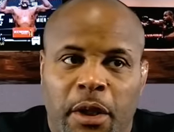 фото - Корень бед Конора Макгрегора: версия Даниэля Кормье