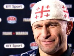 фото - Хурцидзе сразится с Сондерсом: названы дата и место боя