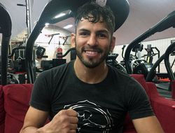 фото - Хорхе Линарес предлагает Майки Гарсиа объединить пояса в лёгком весе