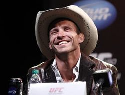 фото - (ММА) Серроне и Петтис определят нового претендента для Хендерсона