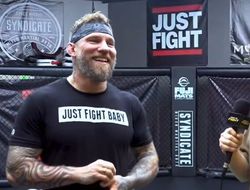 фото - Стало известно, какие ошибки допустили Двалишвили и тренер в преддверии титульника с Яном