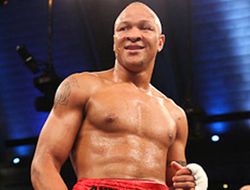 фото - «Золотой Мальчик» Чилемба не оставил шансов «Сыну Драго» Грачёву