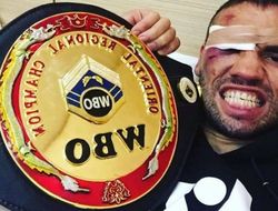 фото - Очередной кровавый махач от Эдуарда Скавинского: повержен Ласло Тот