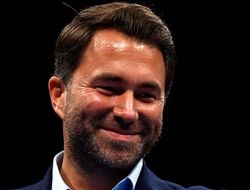 фото - «Уверен в победе над Усиком». Промоутер Джошуа — о приходе нового тренера