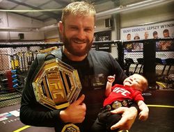 фото - Ян Блахович проведёт защиту титула UFC против Тейшейры: назван турнир