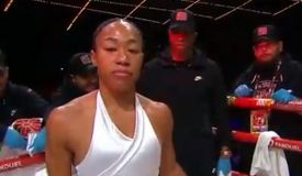 Баумгарднер уверенно побила Шин: видео