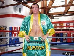 фото - Рустам Нугаев победил Марвина Кинтеро