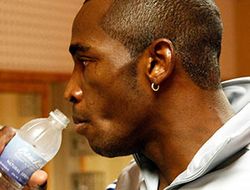 фото - Варианты для Эрисланди Лара – либо Кирклэнд, либо Смит