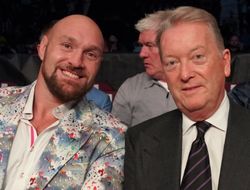 фото - Фьюри–Джошуа — ещё есть шанс? Уоррен намекает, что да