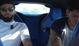 Гарсия и Царукян спорили о гонорарах в боксе и UFC