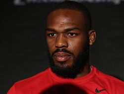 фото - Джон Джонс сравнил Кормье с Сонненом