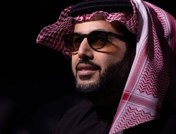 фото - Промоутер жёстко разоблачил Аль аш-Шейха. Тот обиделся и ответил