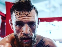 фото - Макгрегор критикам: До конца будете жевать ваши прогнозы, а я — лобстеров