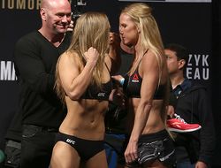 фото - Видео взвешивания перед UFC 193: Роузи, Холм и другие