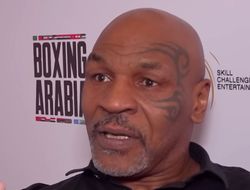 фото - Майк Тайсон дал прогноз – Фьюри загонит Усика в угол и забьёт