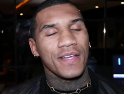 фото - Бенн назвал сумму, которую предложили Дэвису: «Мало? Тогда сиди тихо под домашним арестом»