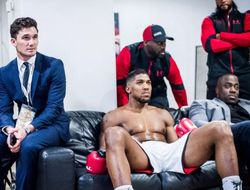 фото - Менеджер Джошуа: «Бой с Фьюри состоится. Могу доказать»