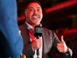 фото - Фармер уверенно забыковал Скофилда, Оскару пришлось вмешаться: видео