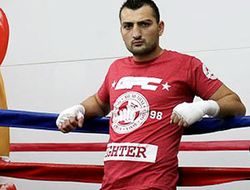 фото - Ванес Мартиросян: «Несказанно рад, что буду драться за титул!»