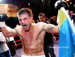фото - Евгений Хитров не смог нокаутировать Аарона Коули